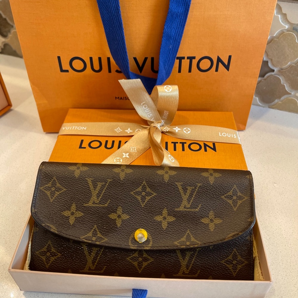 Louis vuitton Emilie wallet Mimosa